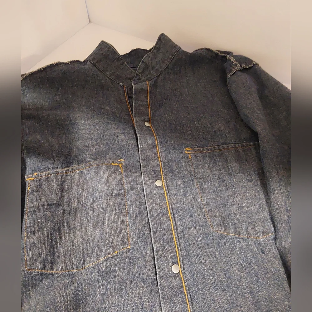Vintage 1970s Levi’s Big E Denim Shirt Orange Tab Size M Made in USA